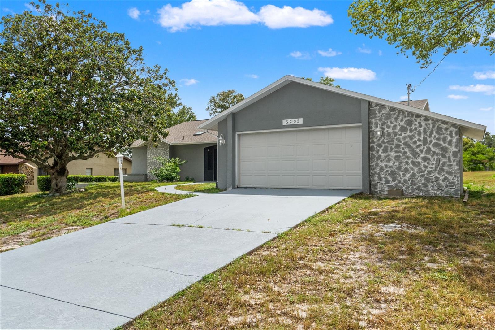 Image 5 of 62 For 5203 Lydia Court