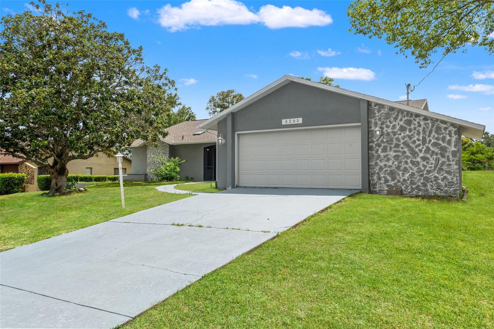 Image 6 of 62 For 5203 Lydia Court