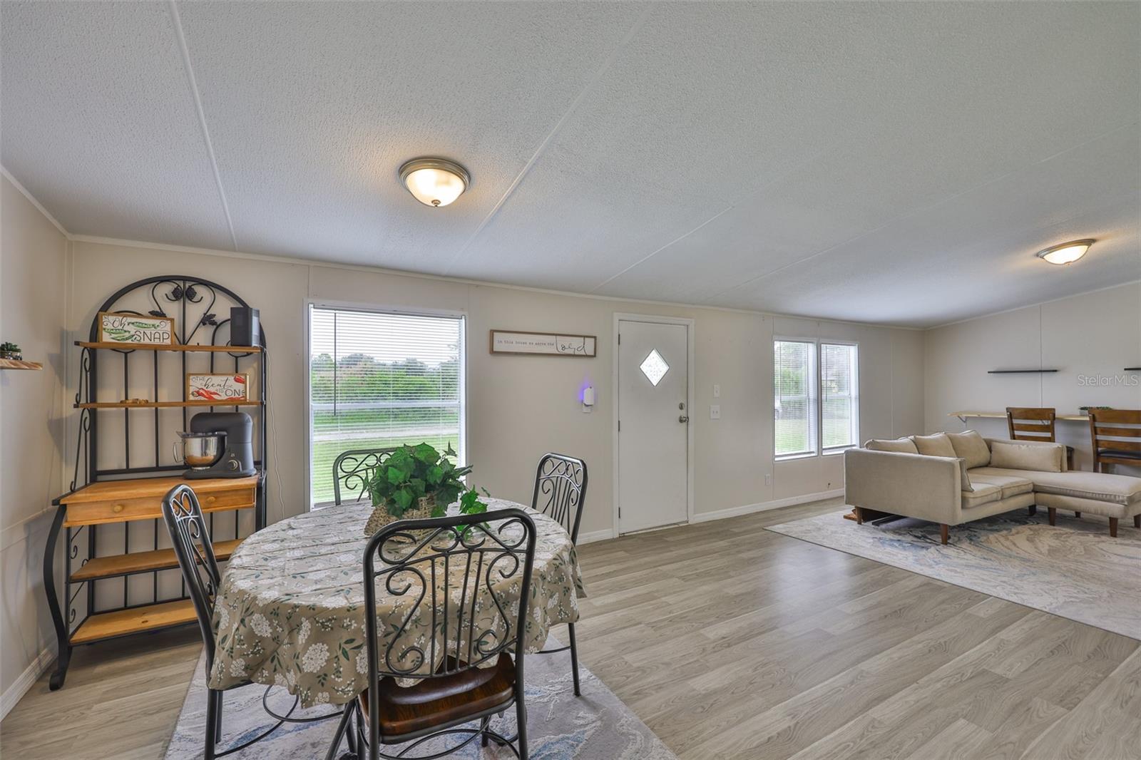 Image 13 of 40 For 6105 Naron Lane