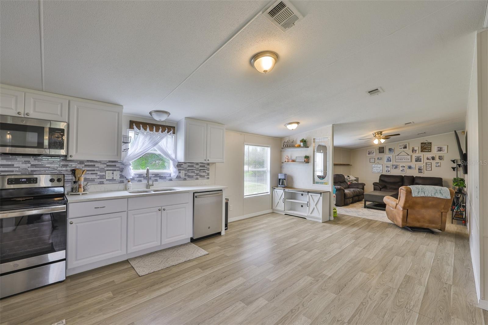 Image 14 of 40 For 6105 Naron Lane