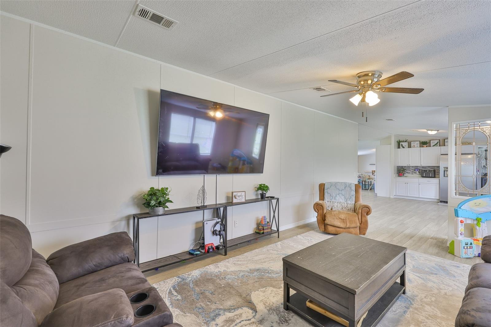 Image 19 of 40 For 6105 Naron Lane