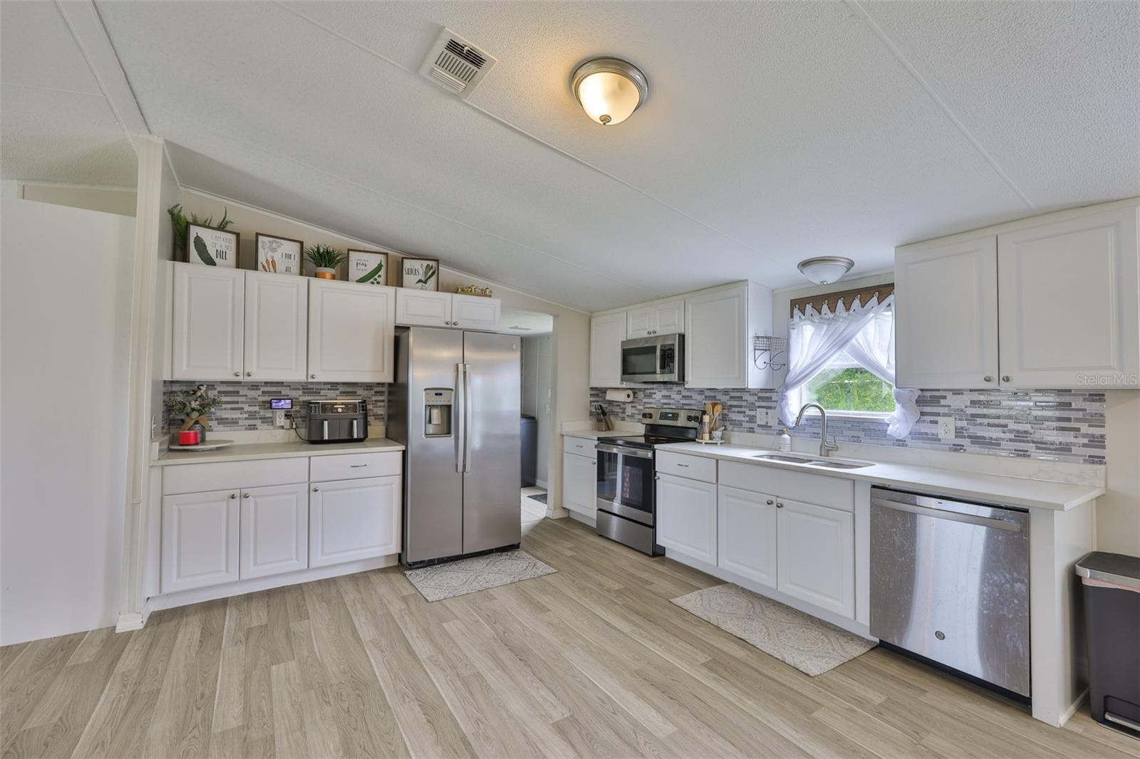 Image 20 of 40 For 6105 Naron Lane