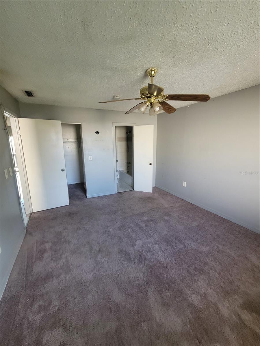 Image 12 of 15 For 303 Whitehall Court C