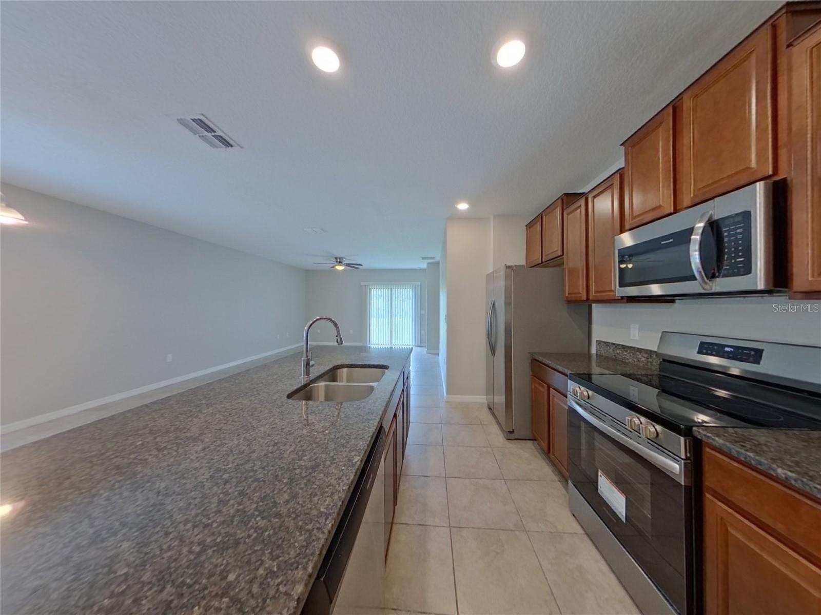 Image 5 of 19 For 12719 Hampton Hill Drive