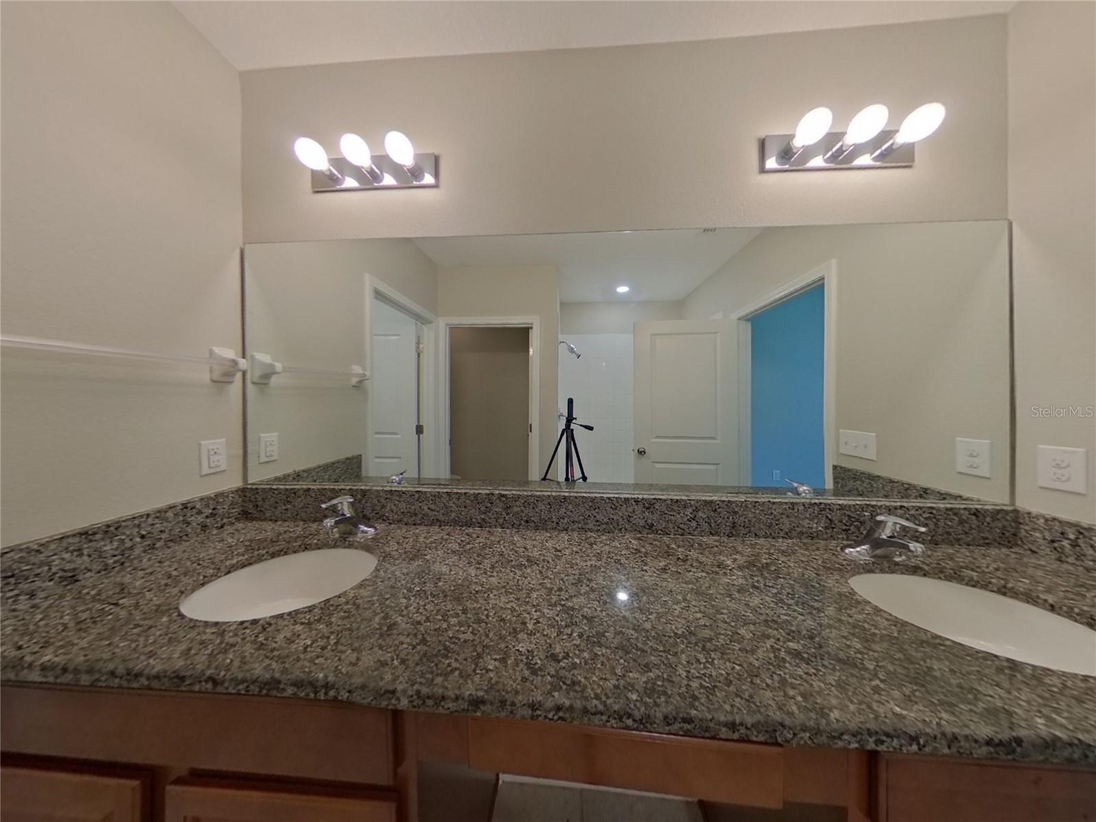 Image 7 of 19 For 12719 Hampton Hill Drive