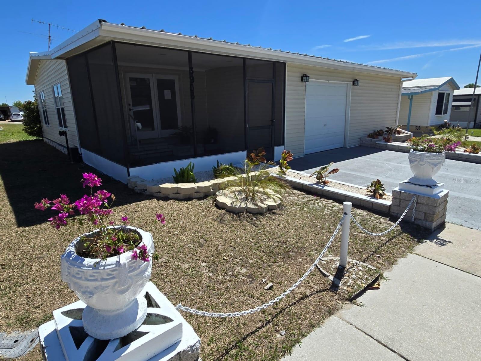 Details for 3906 Sarah Drive, WESLEY CHAPEL, FL 33543