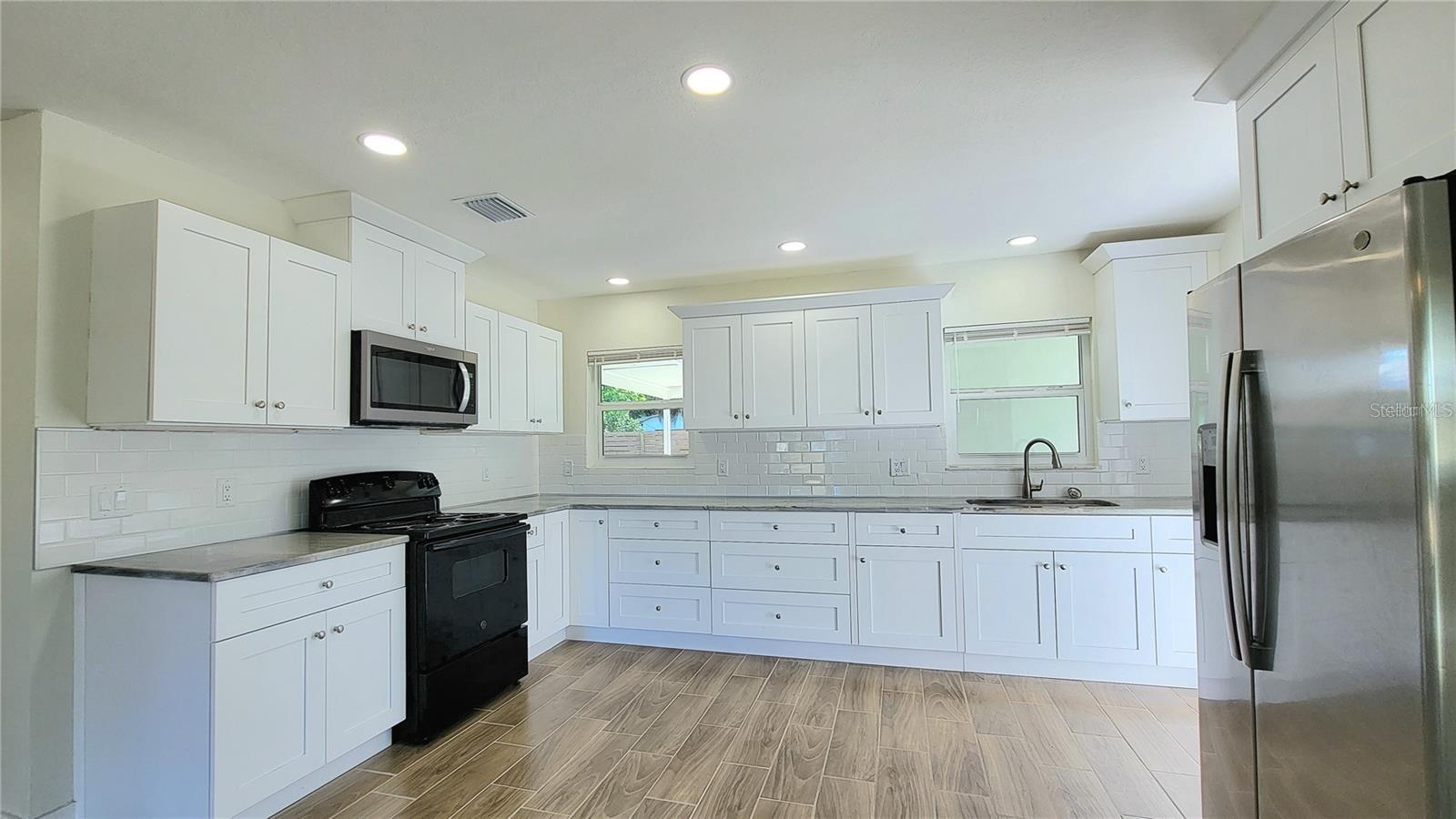 Image 7 of 19 For 4134 1st Avenue S