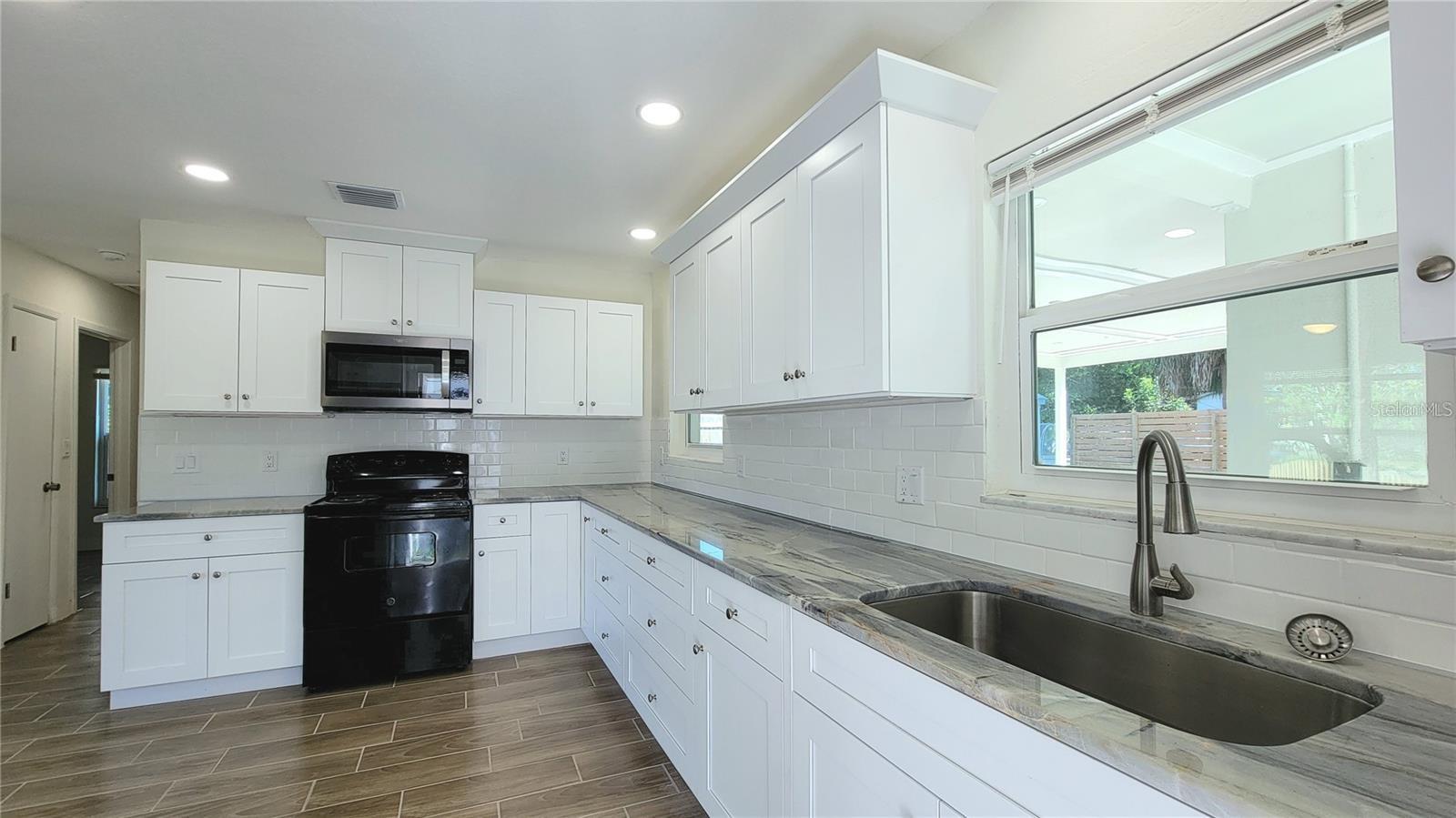 Image 8 of 19 For 4134 1st Avenue S