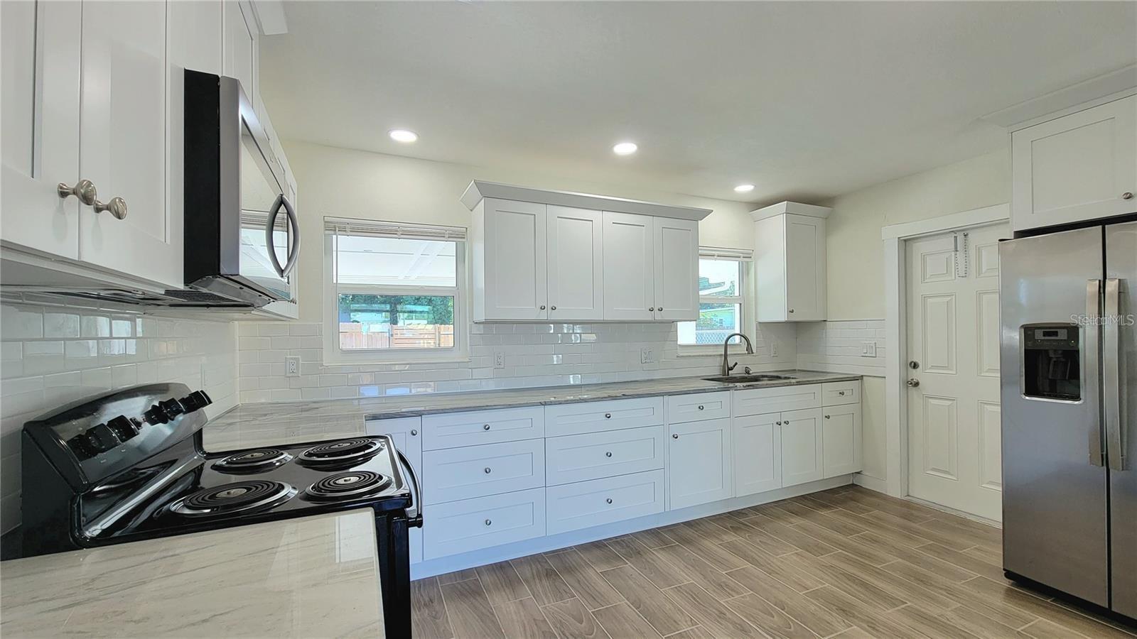 Image 9 of 19 For 4134 1st Avenue S