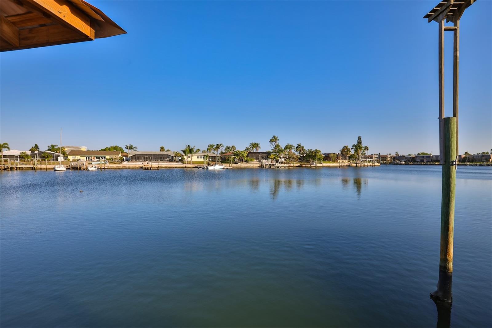 Details for 6422 Lake Sunrise Drive, APOLLO BEACH, FL 33572