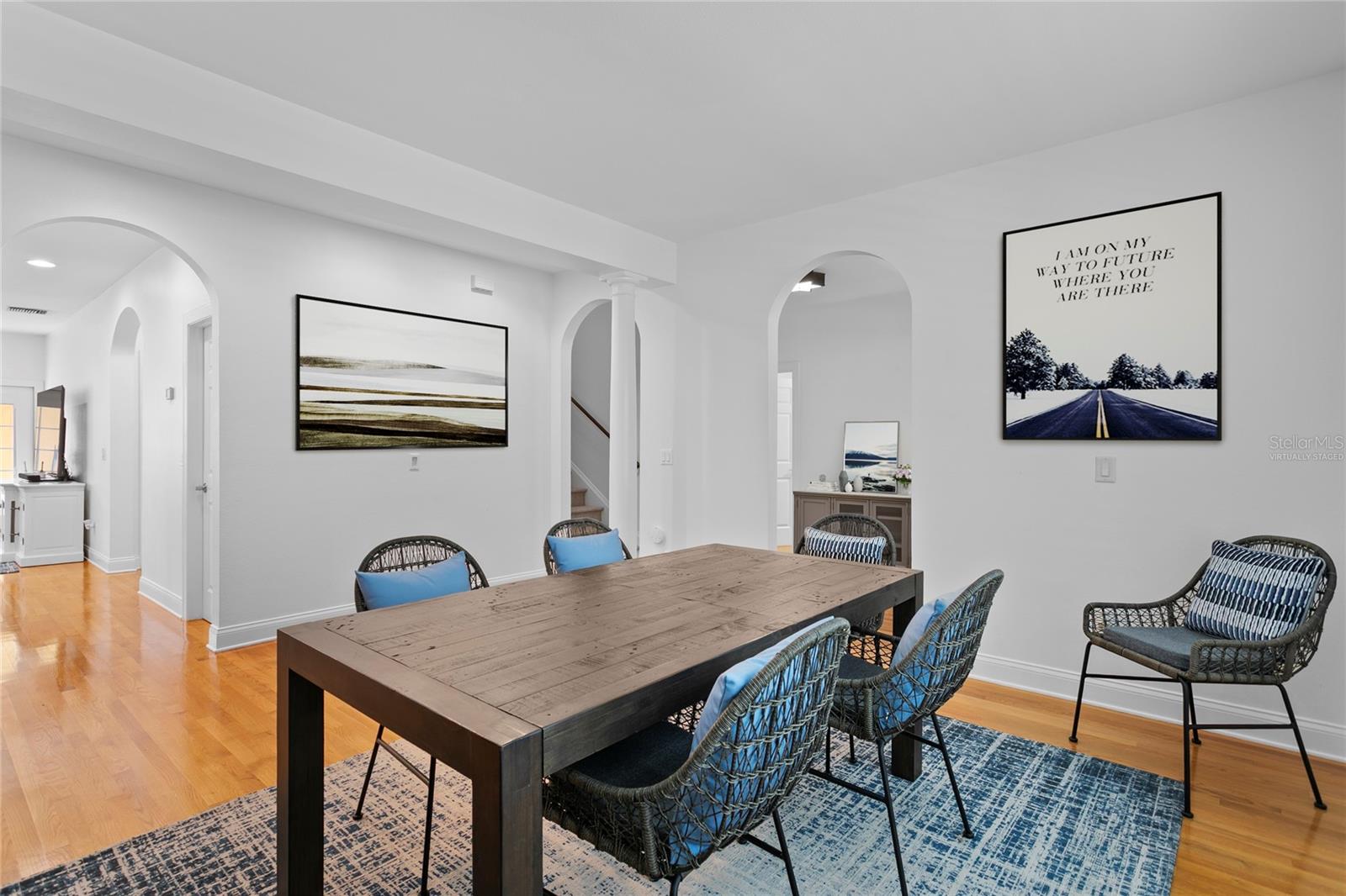 Image 10 of 72 For 305 Sea Island Way