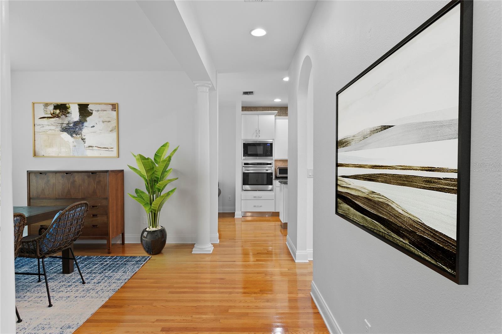 Image 14 of 72 For 305 Sea Island Way