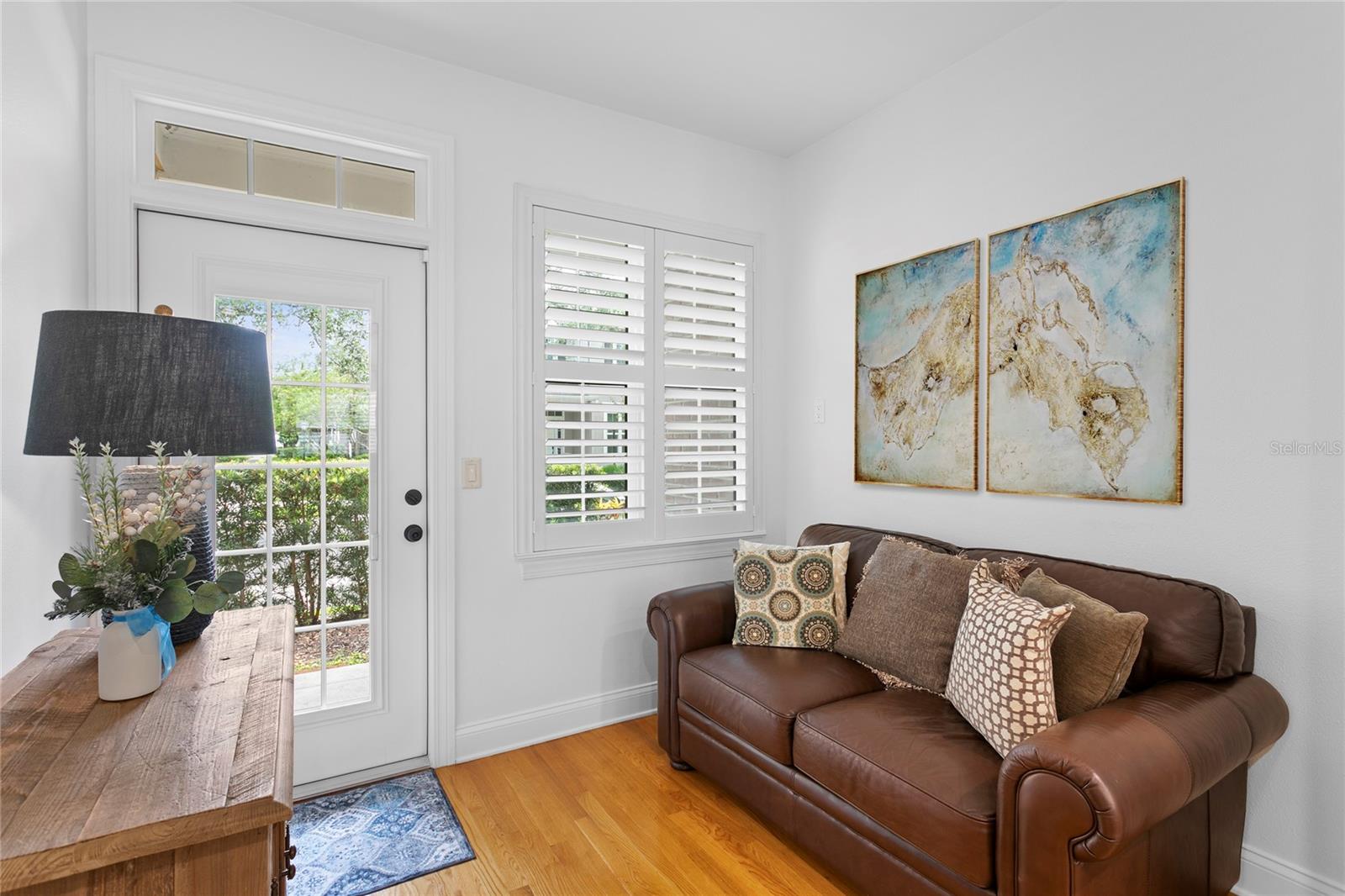Image 20 of 72 For 305 Sea Island Way
