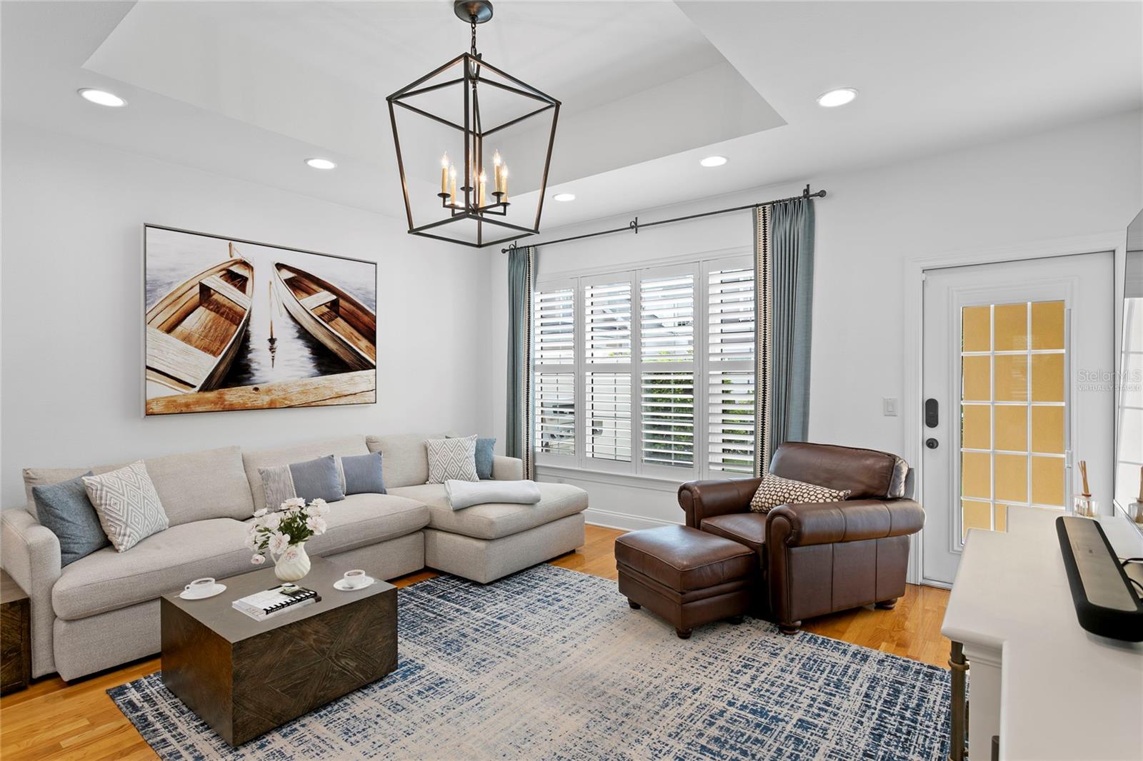 Image 27 of 72 For 305 Sea Island Way
