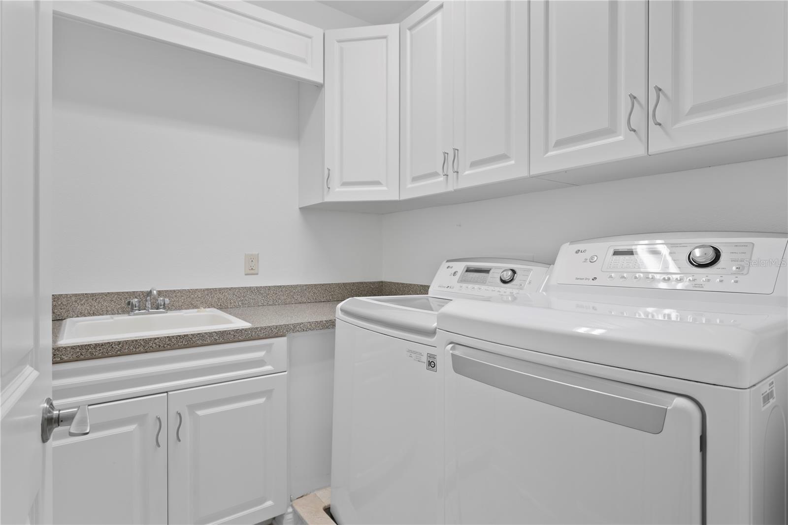 Image 45 of 72 For 305 Sea Island Way