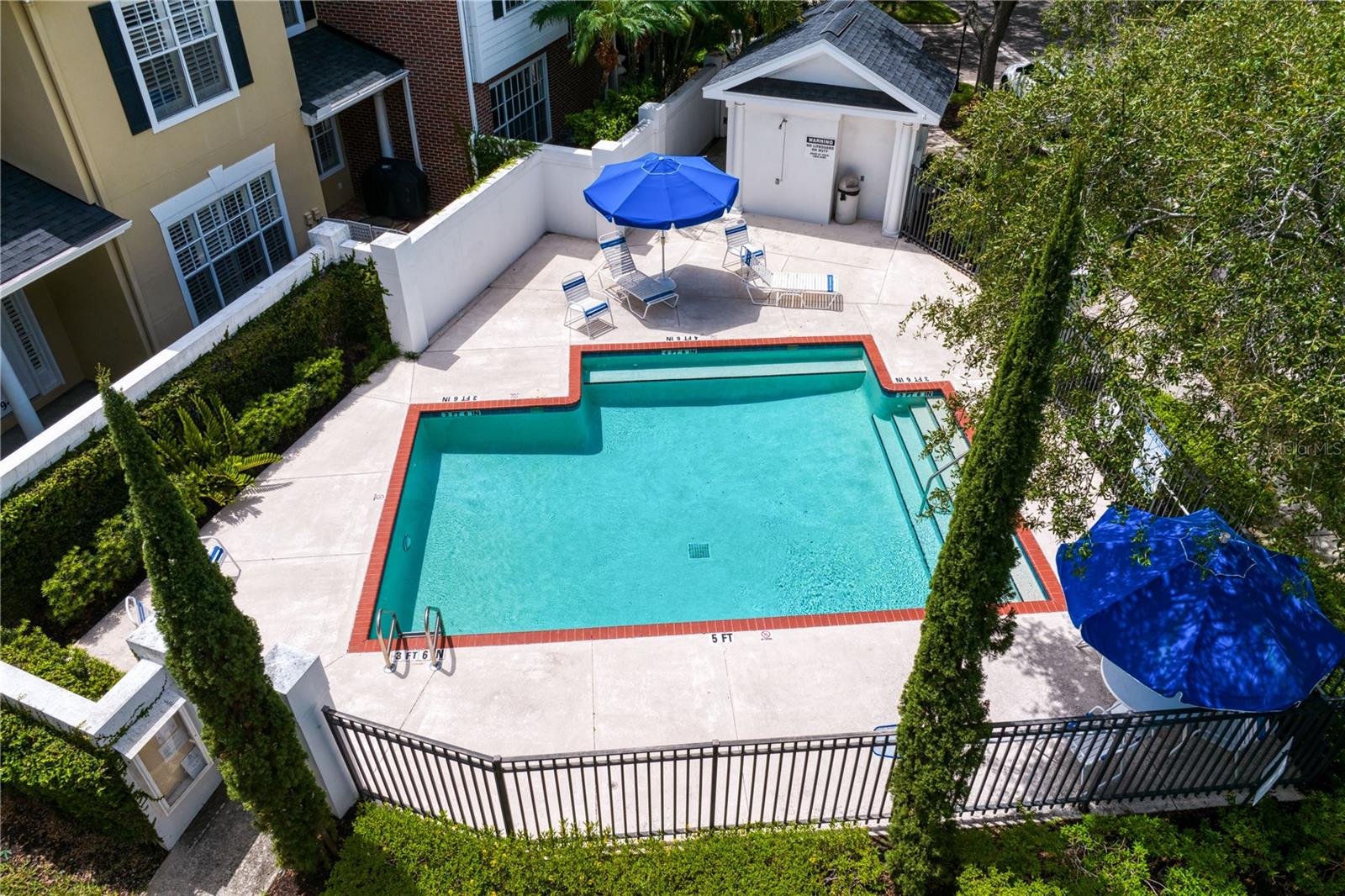 Image 55 of 72 For 305 Sea Island Way