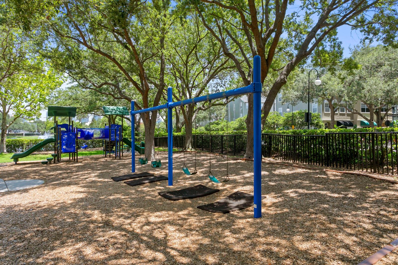Image 64 of 72 For 305 Sea Island Way