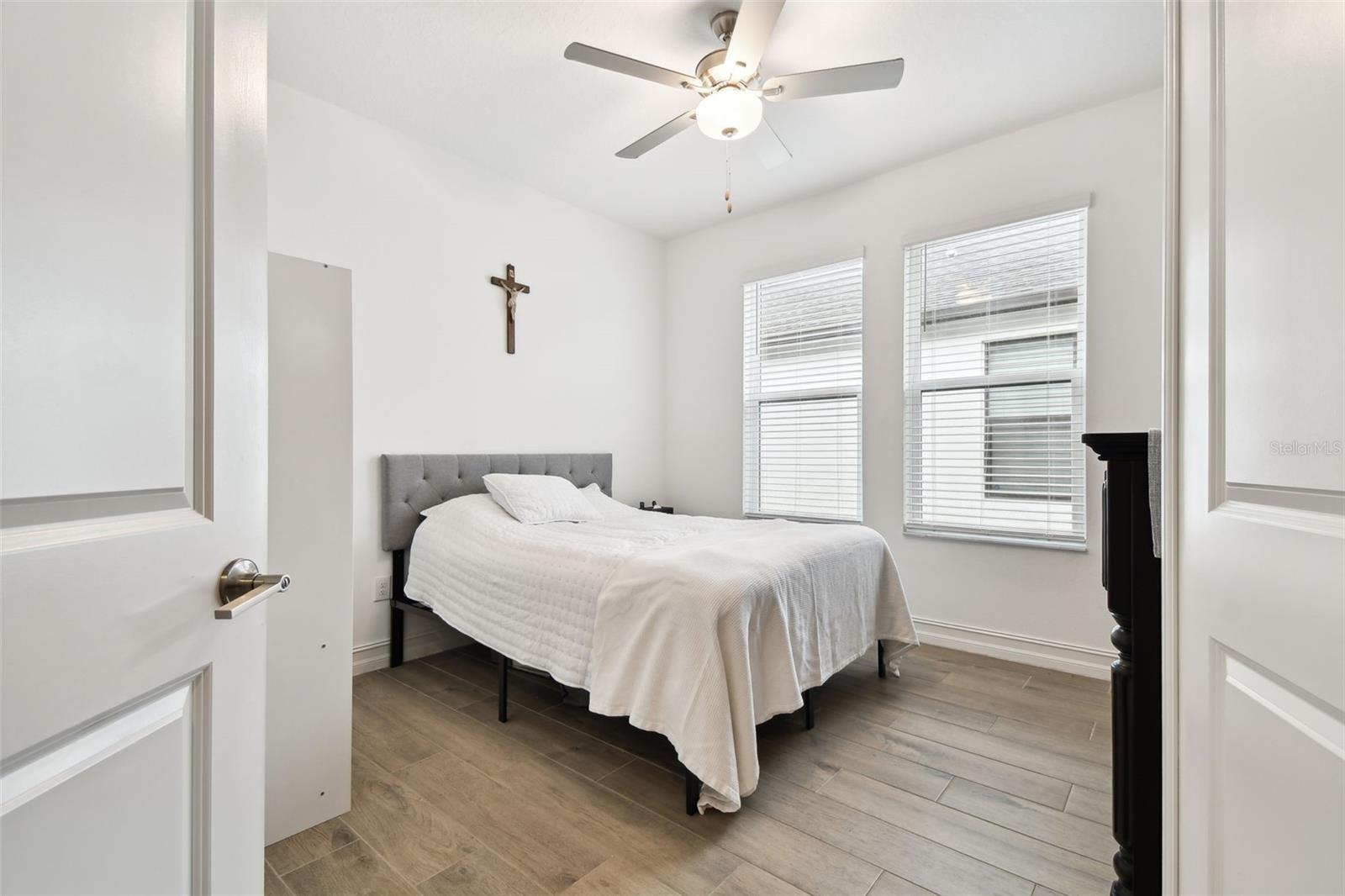 Image 42 of 97 For 9810 Carabiner Way