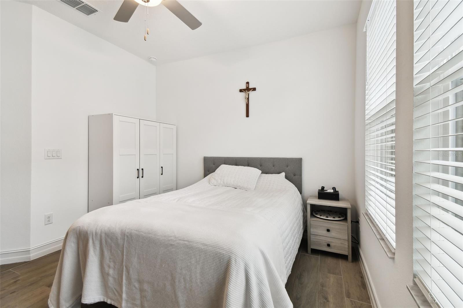 Image 45 of 97 For 9810 Carabiner Way