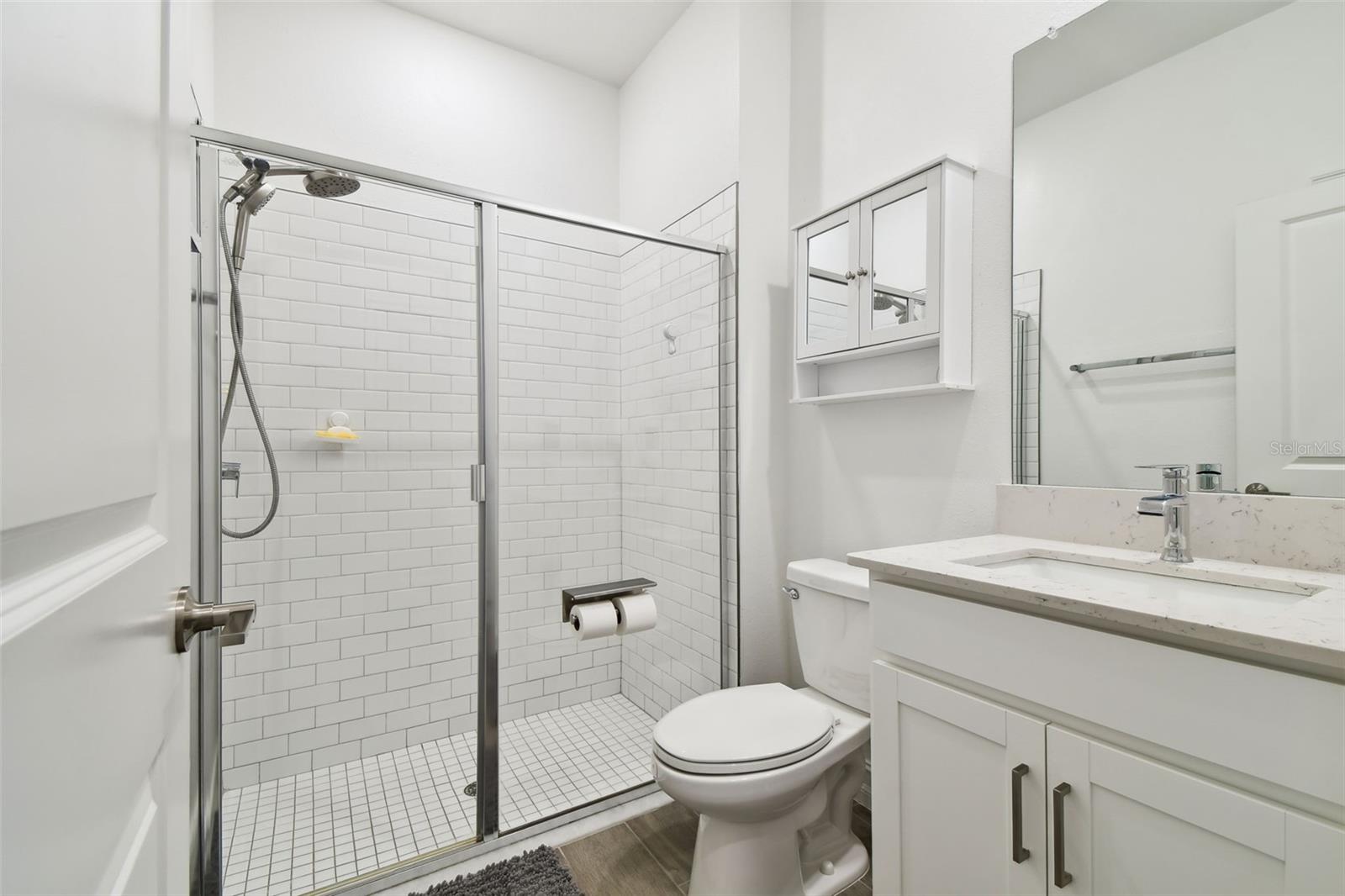 Image 56 of 97 For 9810 Carabiner Way