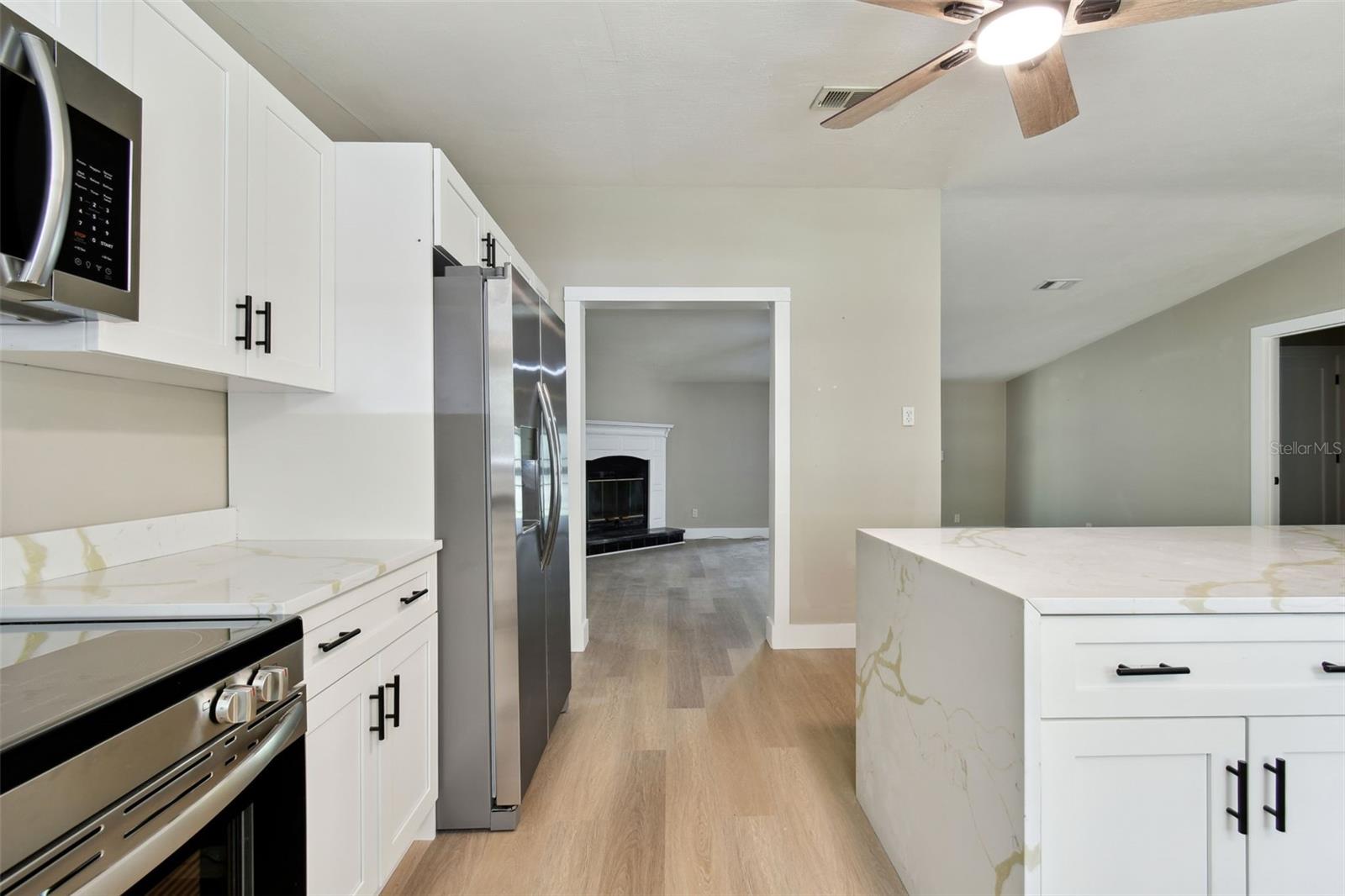Image 22 of 100 For 26771 Deacon Loop