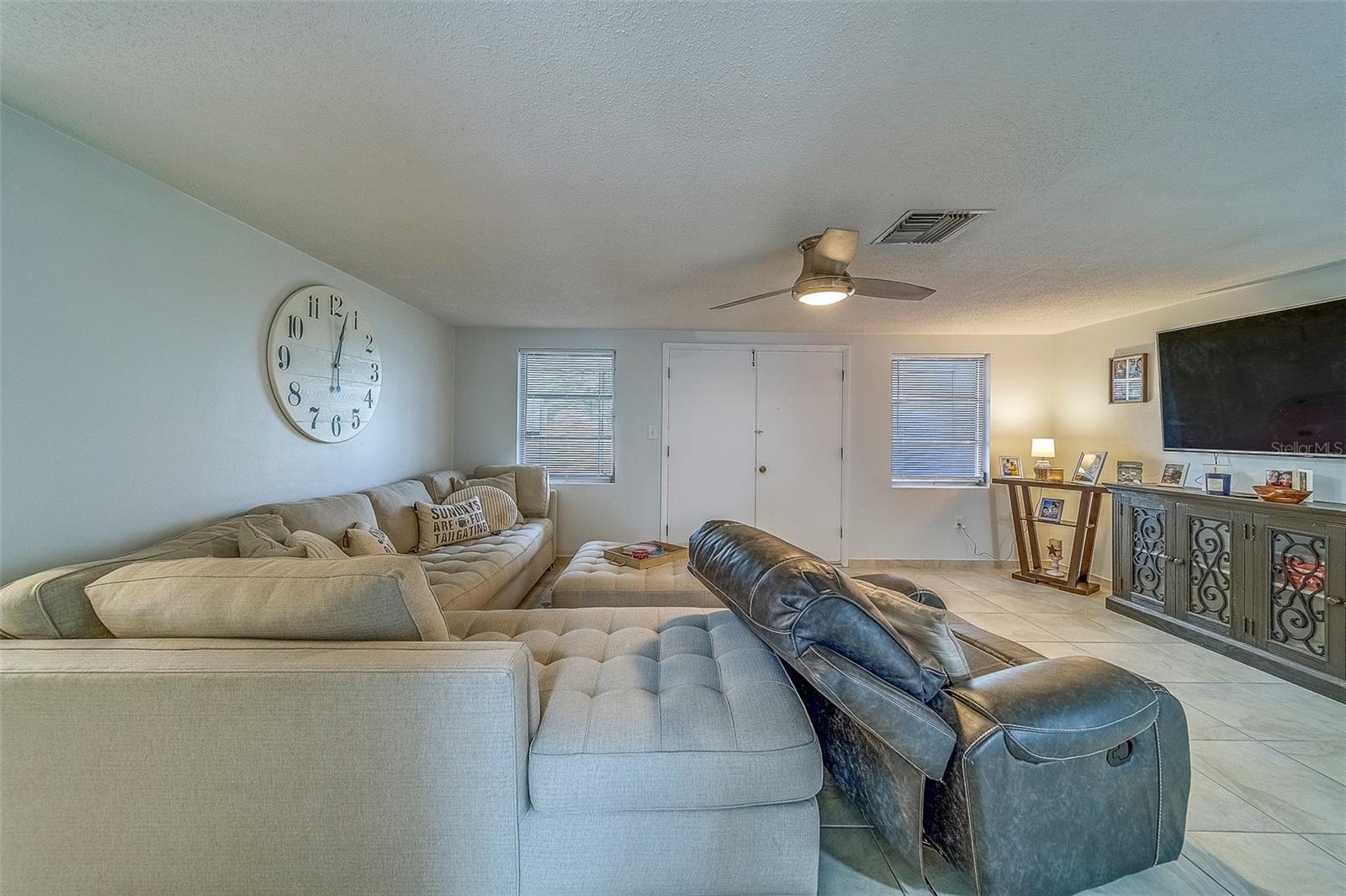 Image 11 of 50 For 7922 Lilac Drive
