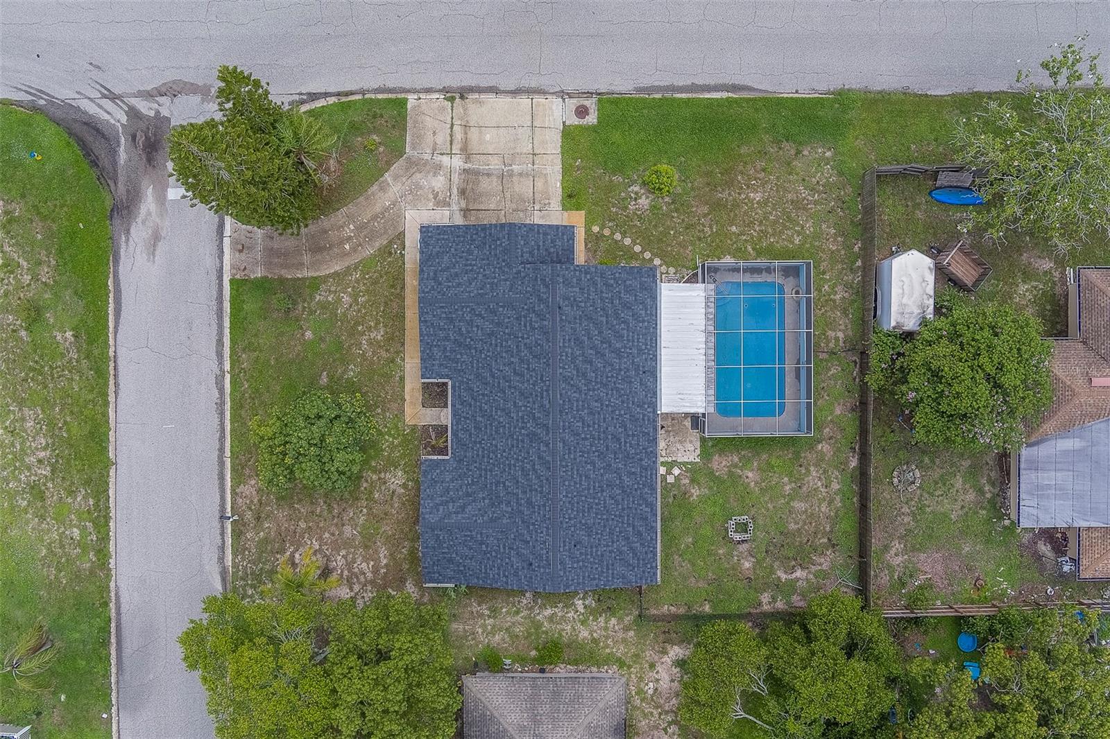 Image 37 of 50 For 7922 Lilac Drive