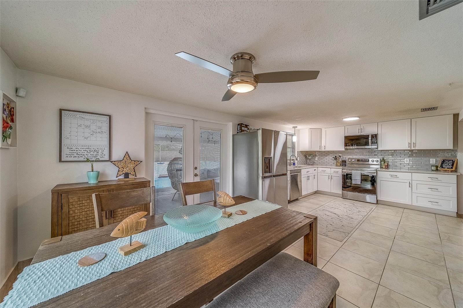 Image 8 of 50 For 7922 Lilac Drive