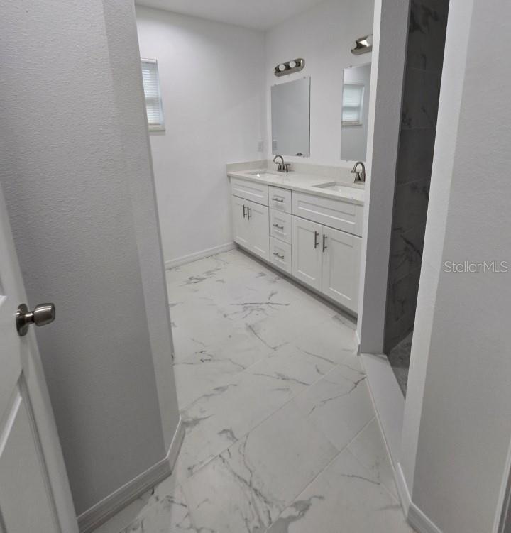 Image 13 of 19 For 710 Alabama Street
