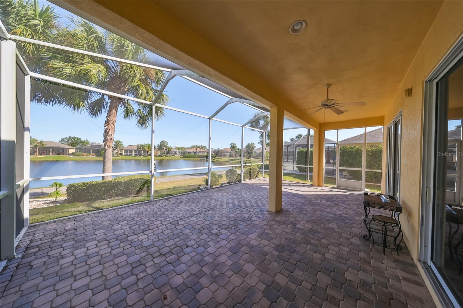 Image 11 of 46 For 1007 Emerald Dunes Drive