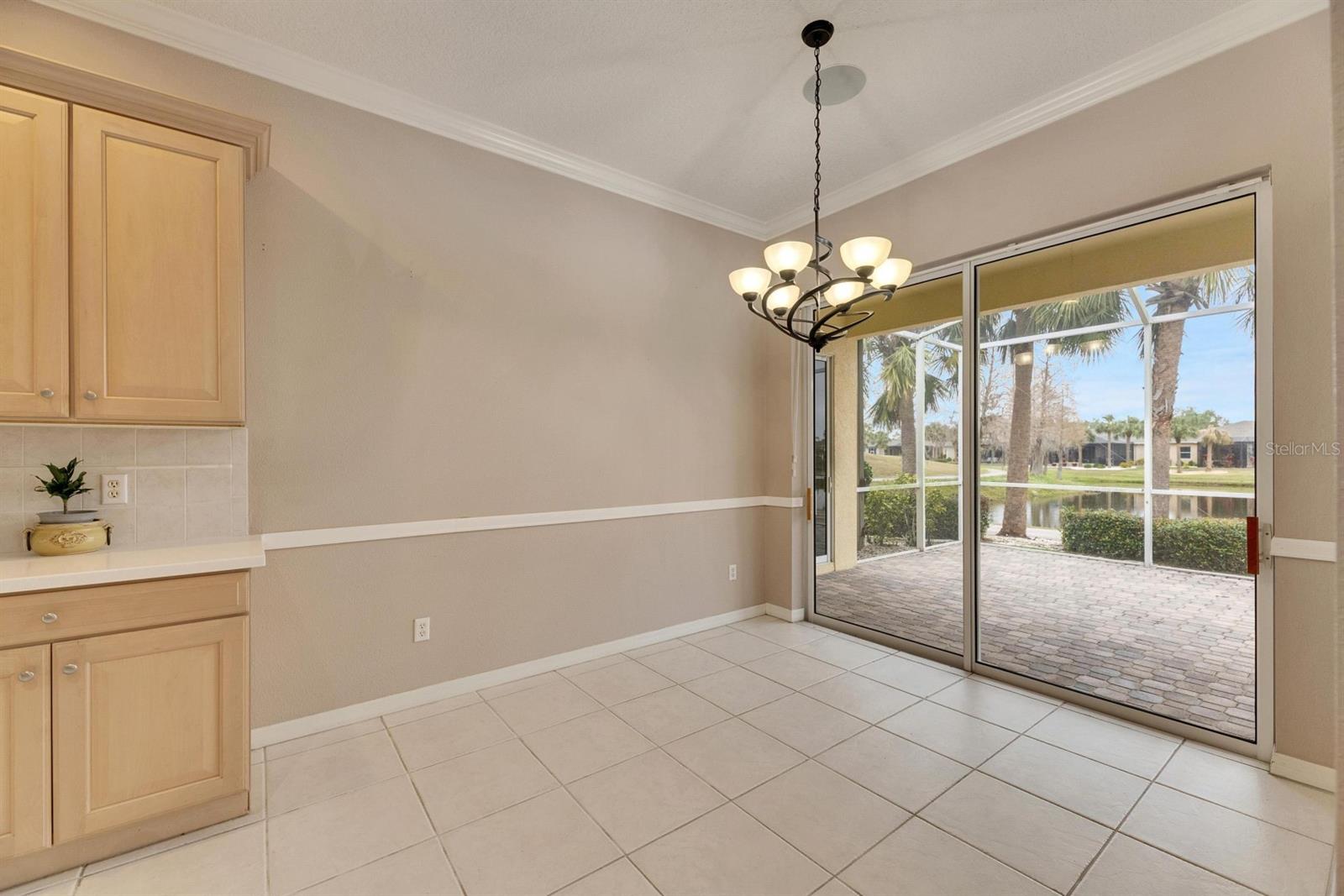 Image 14 of 46 For 1007 Emerald Dunes Drive