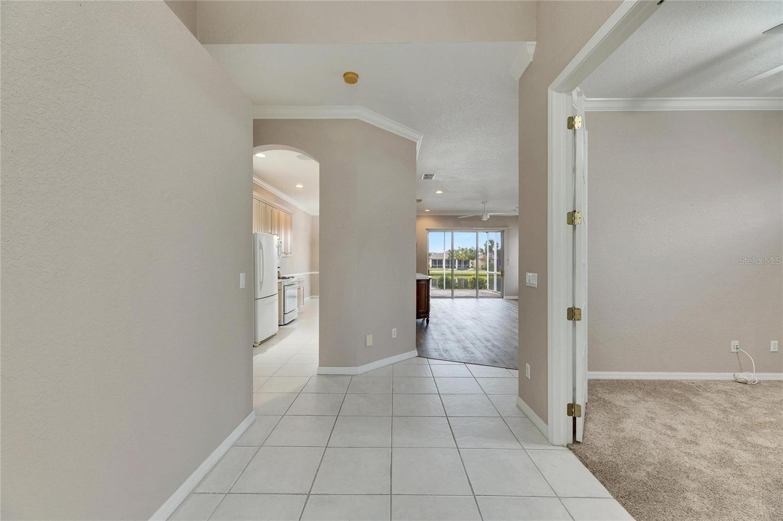 Image 18 of 46 For 1007 Emerald Dunes Drive