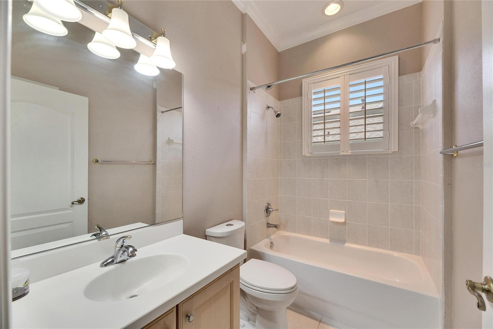 Image 23 of 46 For 1007 Emerald Dunes Drive