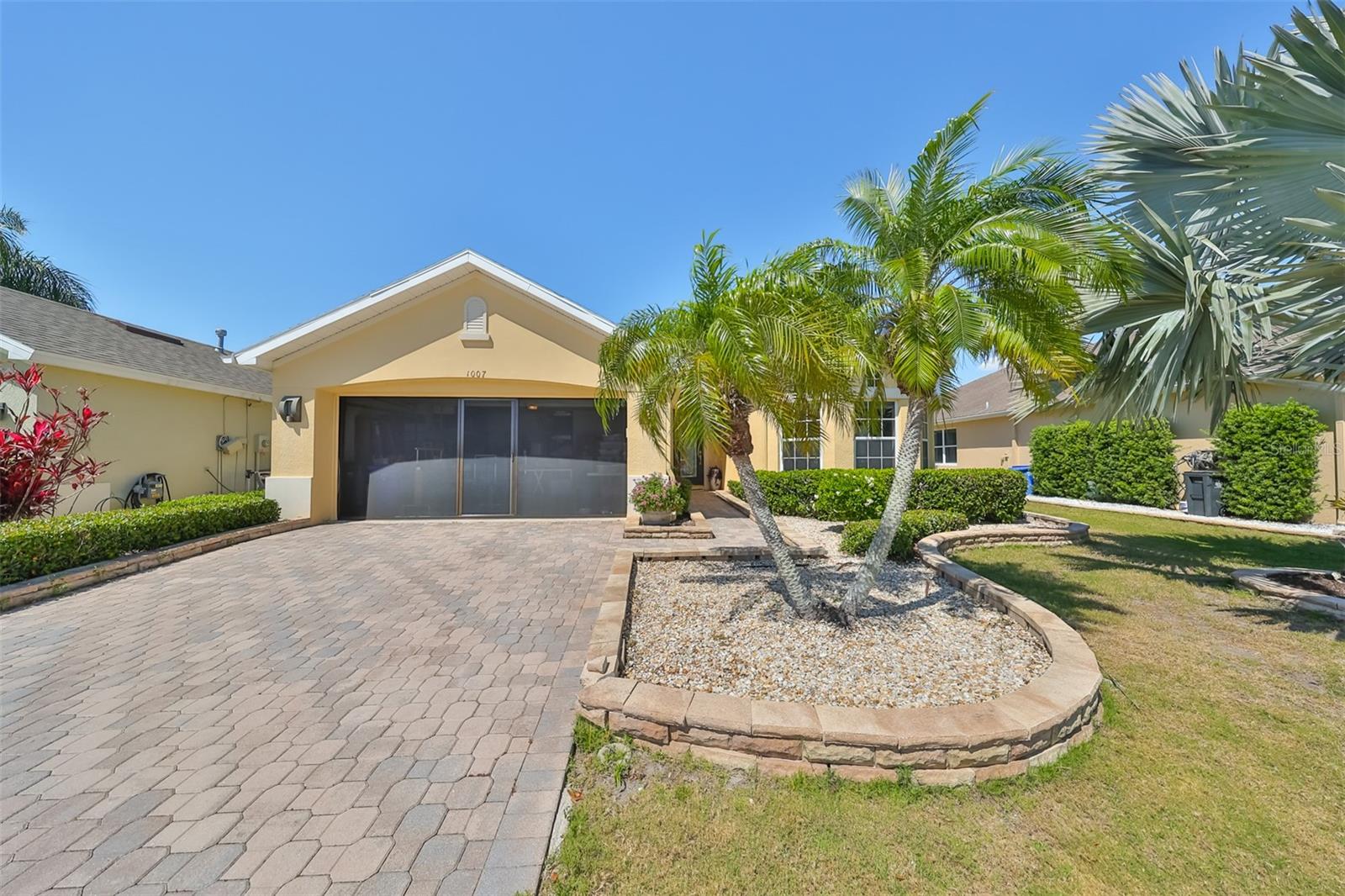 Image 30 of 46 For 1007 Emerald Dunes Drive