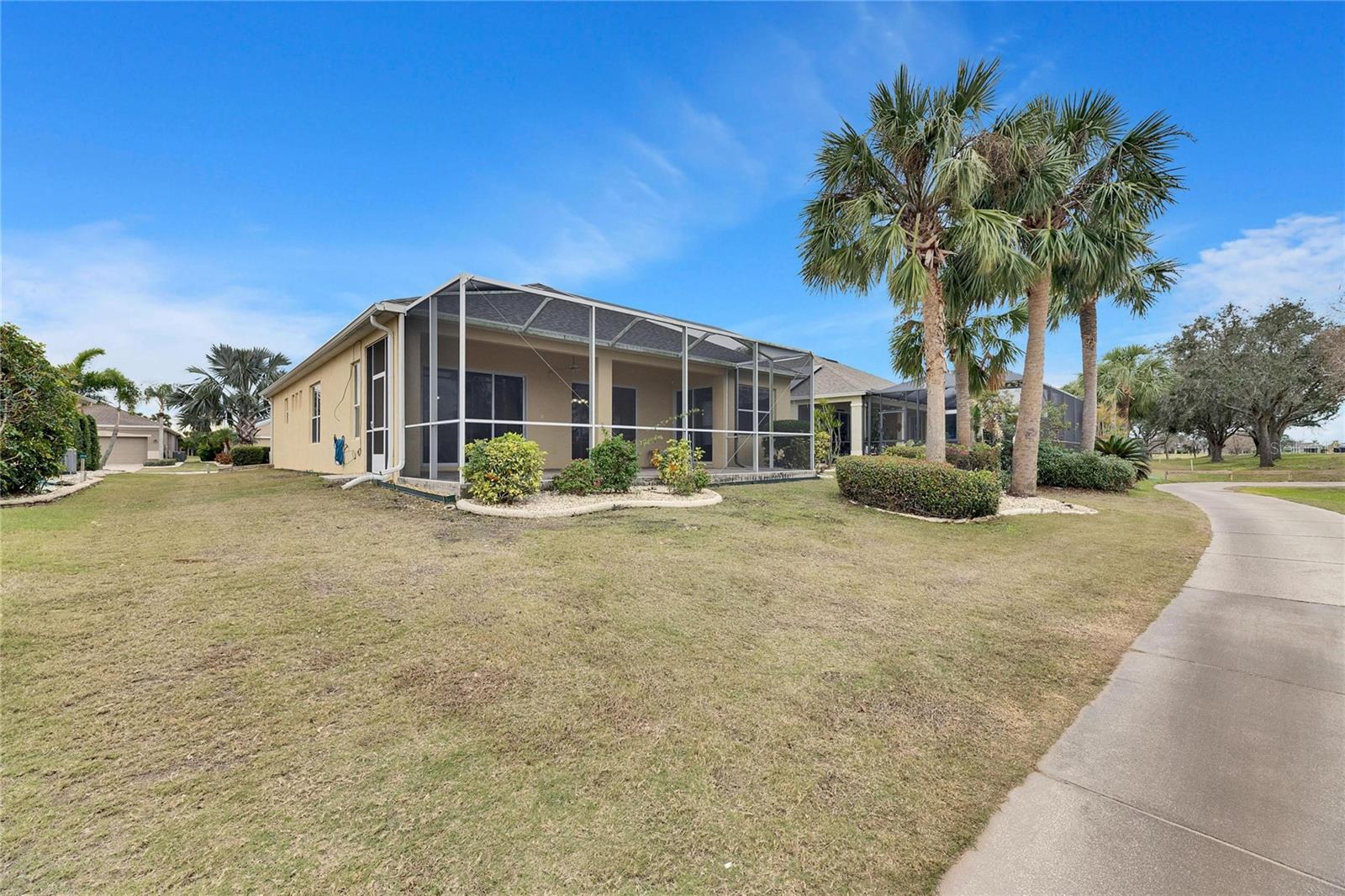Image 32 of 46 For 1007 Emerald Dunes Drive