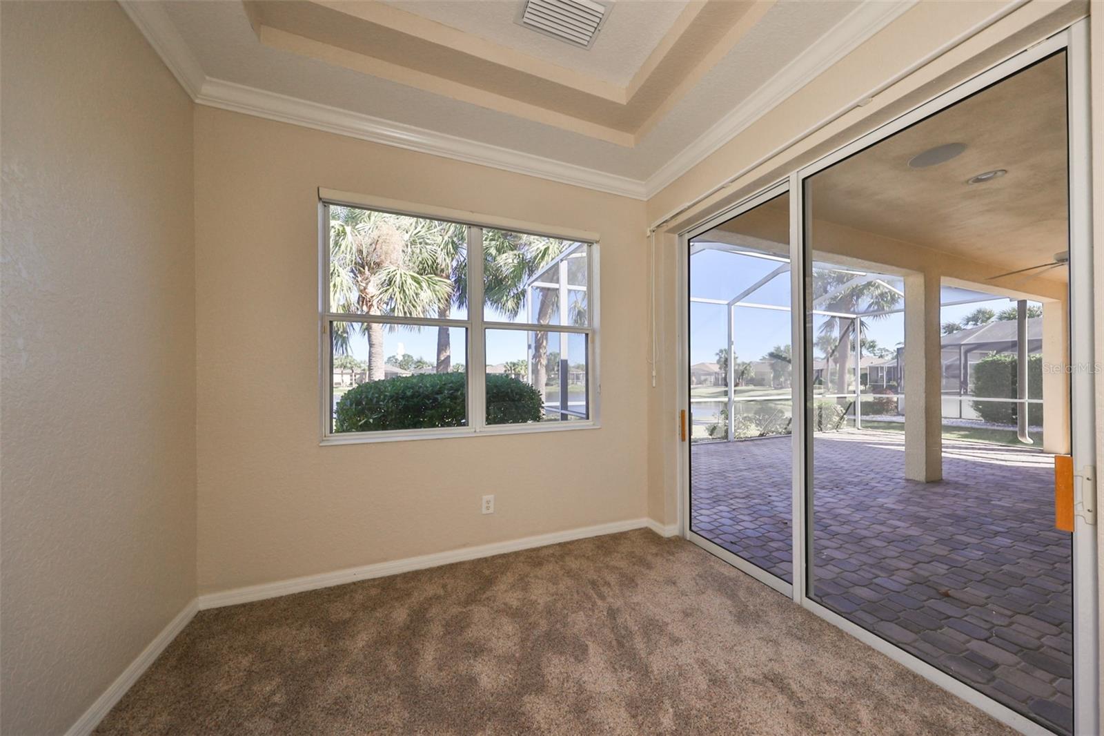 Image 5 of 46 For 1007 Emerald Dunes Drive