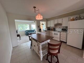 Listing photo id 8 for 9724 36th Street N