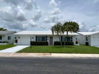 Listing photo id 22 for 9724 36th Street N