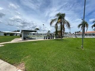 Listing photo id 1 for 9724 36th Street N