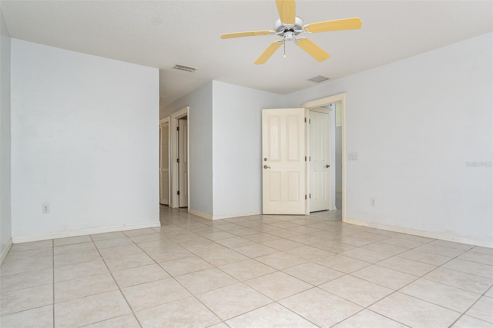 Image 12 of 26 For 2336 Central Avenue