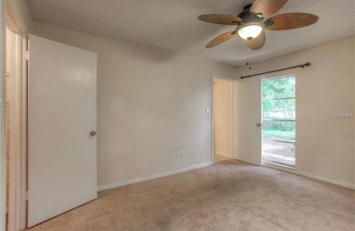 Image 13 of 23 For 1761 Lakeview Village Drive