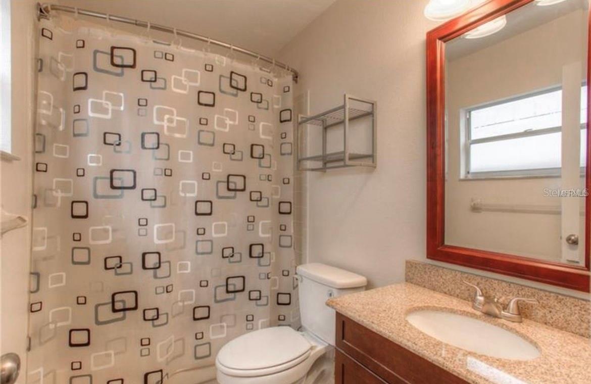 Image 21 of 23 For 1761 Lakeview Village Drive