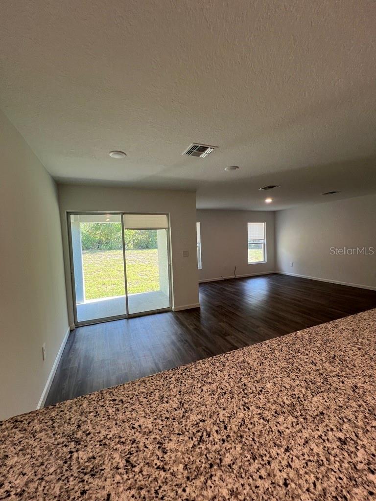 Image 4 of 16 For 9131 Swiss Road