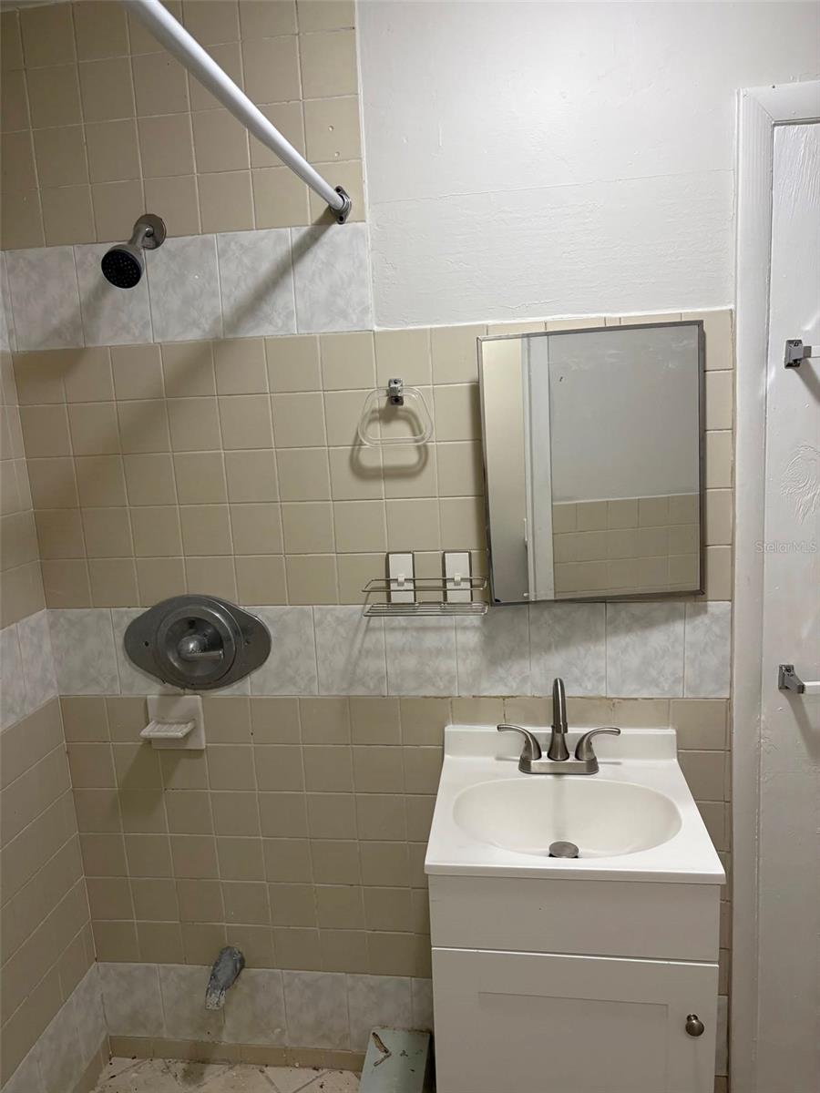 Image 11 of 27 For 4211 13th Street