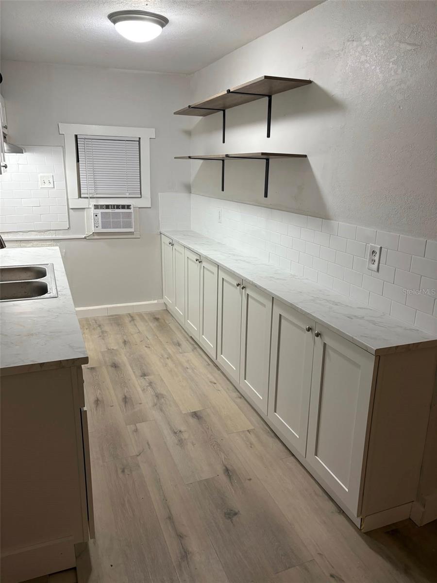Image 4 of 27 For 4211 13th Street