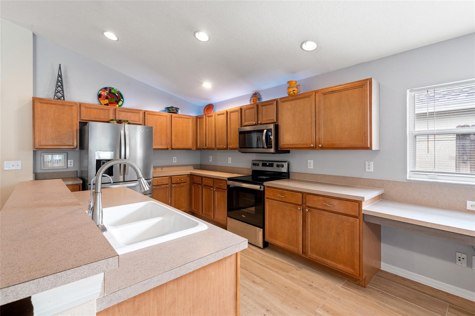 Image 11 of 35 For 18240 Collridge Drive