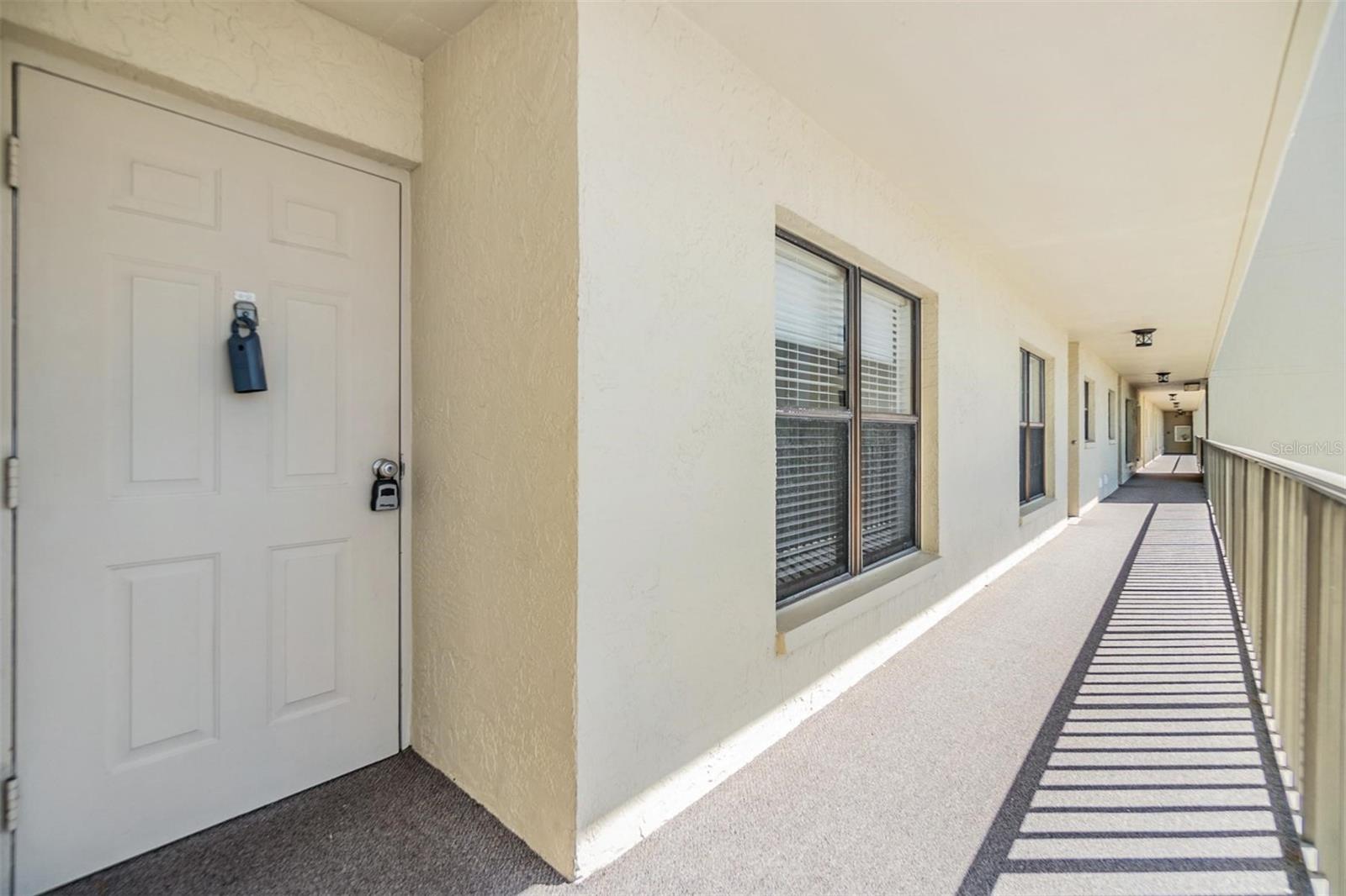 Image 3 of 16 For 900 Cove Cay Drive 4b