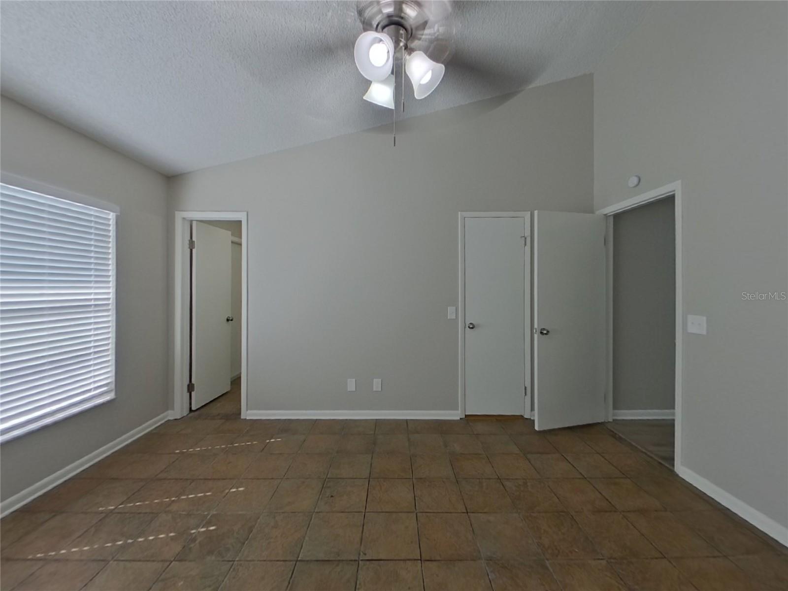 Image 11 of 23 For 10414 Deepbrook Drive