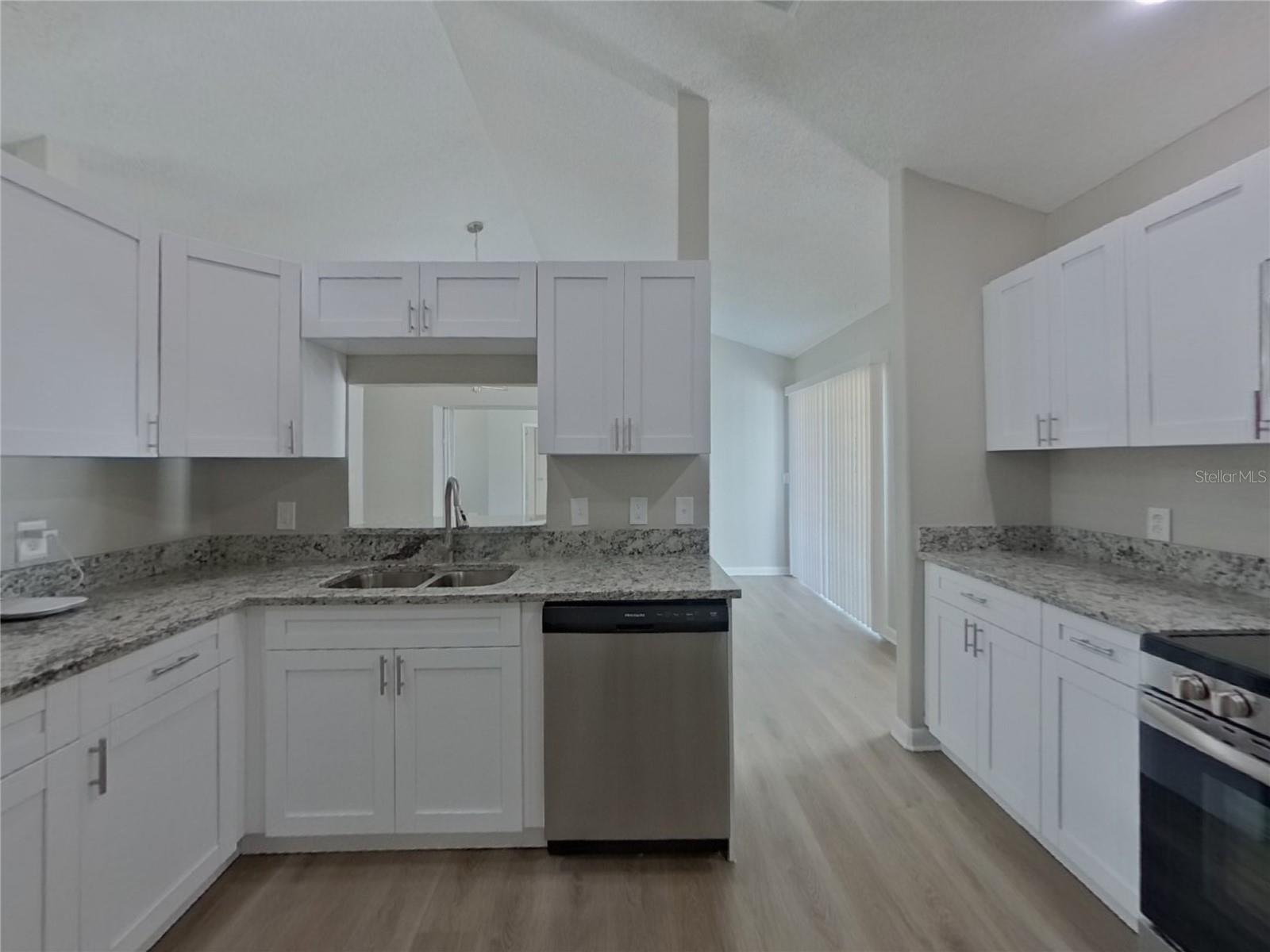 Image 9 of 23 For 10414 Deepbrook Drive