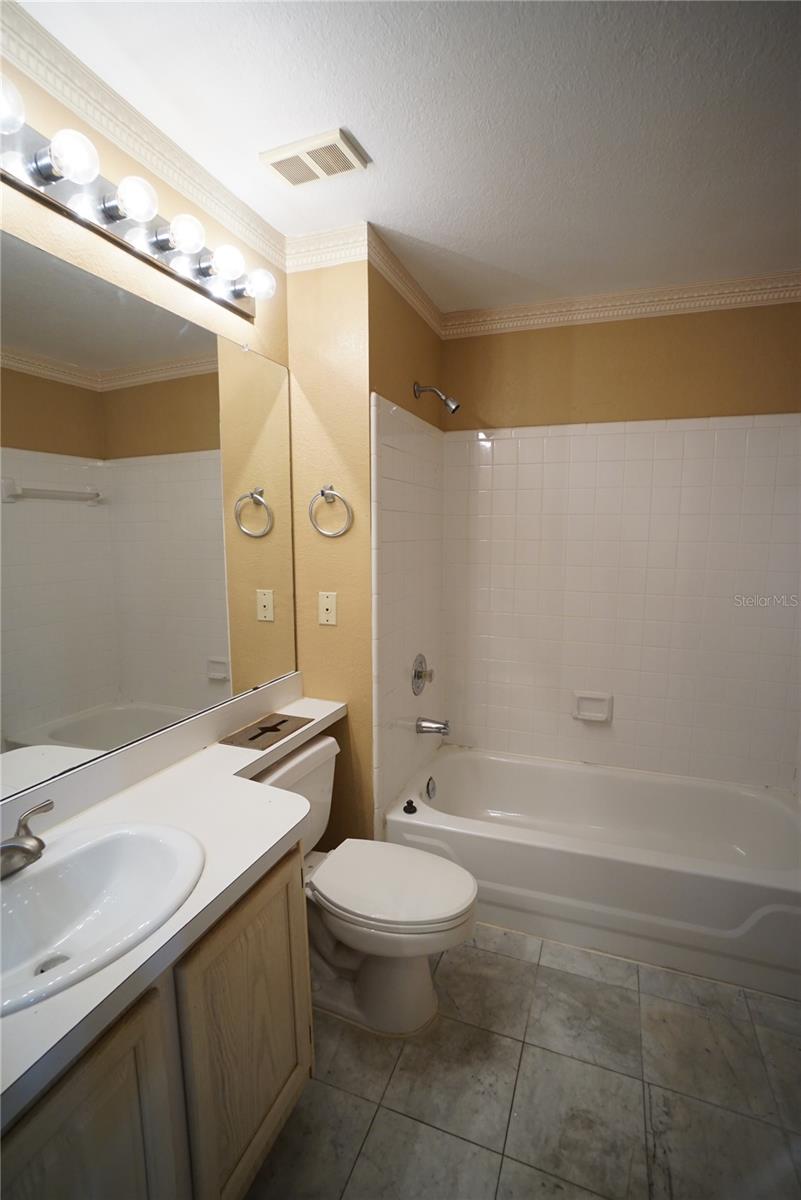 Image 10 of 16 For 1060 Normandy Trace Road 1060
